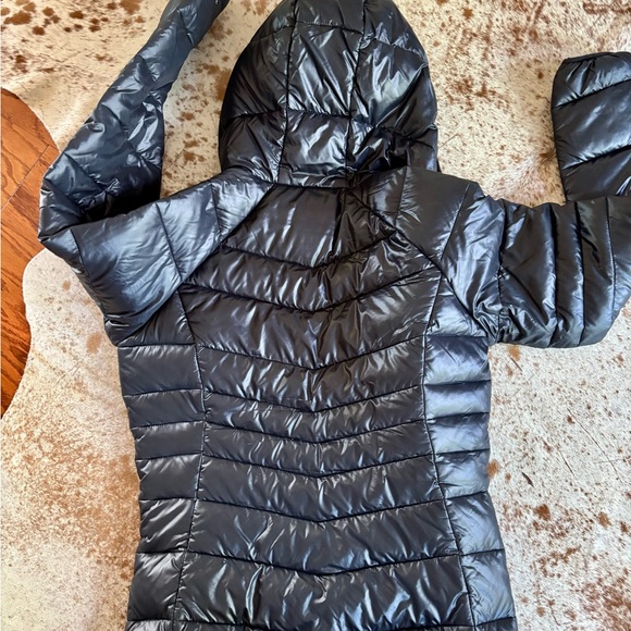 Columbia Shiny Black Hooded Jacket - Picture 3 of 3